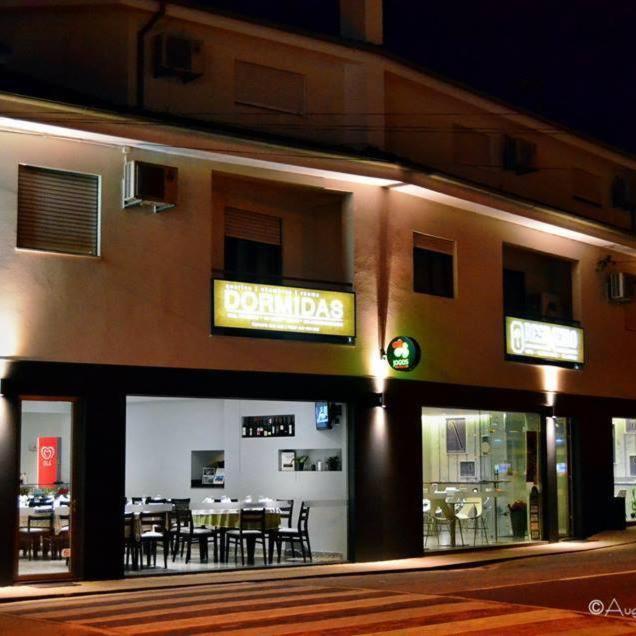 维达古 Restaurante E Residencial O Resineiro酒店 外观 照片